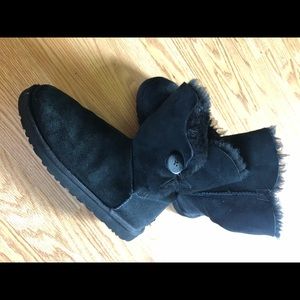 UGG boots size 9